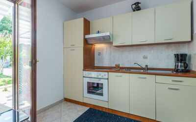 Accommodation:&nbsp;Nena 649.1