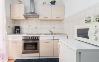 Accommodation:&nbsp;Nena 649.2