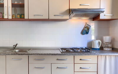 Accommodation:&nbsp;Perkovic 704.3