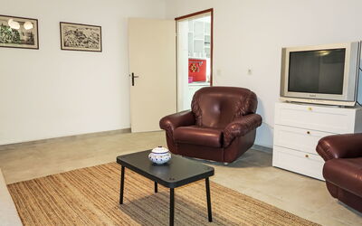Accommodation:&nbsp;Branka 619.2