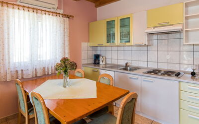 Accommodation:&nbsp;Villa Anna 610.4