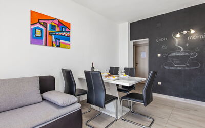 Accommodation:&nbsp;Marina 629.8