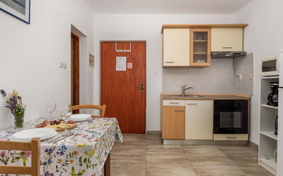 Accommodation:&nbsp;Marina 629.1