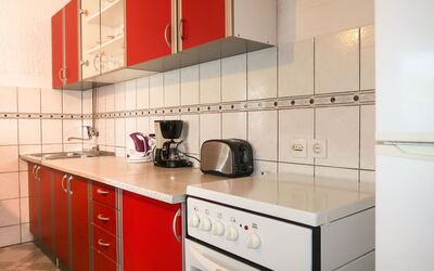 Dalibor 631.1: Cabinetry, Furniture, Countertop, Product, Kitchen, Sink, Building, Kitchen Appliance, Wood, Interior Design