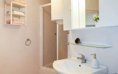 Accommodation:&nbsp;Volga 632.1