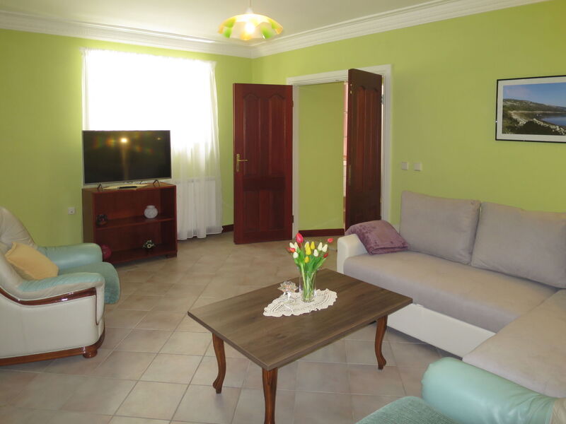 Accommodation:&nbsp;Catarina 632.2