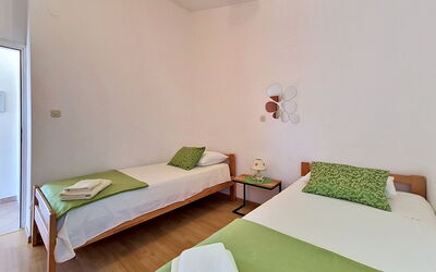 Accommodation:&nbsp;Culić 668.2