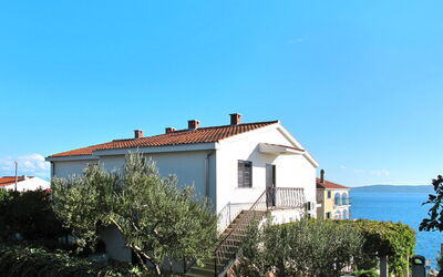 Trogir 668: House, Property, Home, Building, Real Estate, Sky, Cottage, Roof, Villa, Architecture