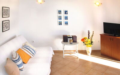 Culić 668.1: Room, Property, Furniture, Interior Design, Yellow, Living Room, Floor, Wall, Building, Real Estate