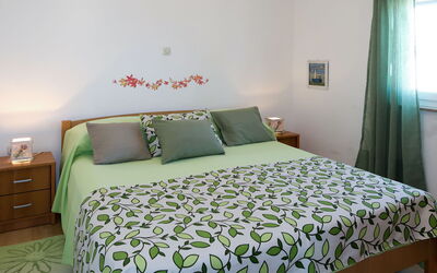 Accommodation:&nbsp;Culić 668.2