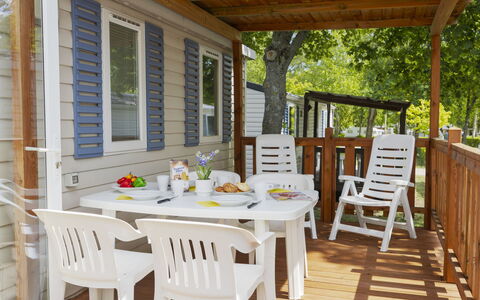 Balatonfüred 603: Wood, Porch, Furniture, Wood Stain, Deck, Outdoor Table, Kitchen & Dining Room Table, Shade, Chair, Outdoor Furniture