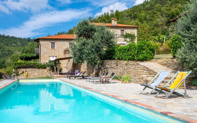 Cortemilia 602: Water, Cloud, Sky, Plant, Building, Tree, Window, Swimming Pool, Outdoor Furniture, House