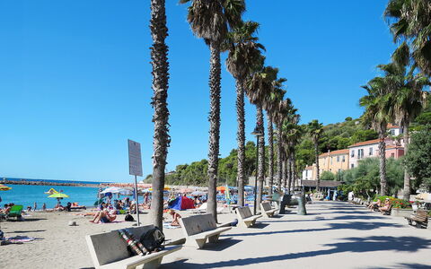 San Lorenzo al Mare 638: Summer, Vacation, Beach, Leisure, Recreation, Coast, Coastal And Oceanic Landforms, Sea, Fun