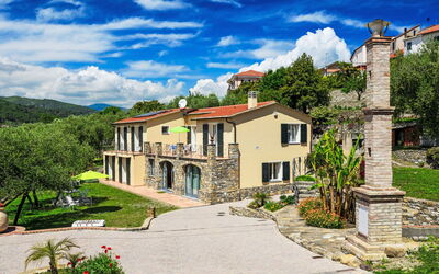 Accommodation:&nbsp;Costadoro 634.5