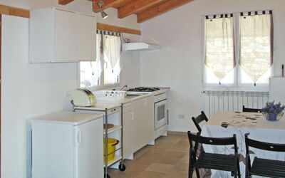 Accommodation:&nbsp;Adriana, Pia Luca & Marco (Pre174) 623.5