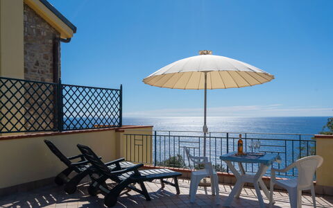 Poggi 620: Property, Furniture, Sky, Sea, Umbrella, Building, Table, Vacation, Room, Ocean