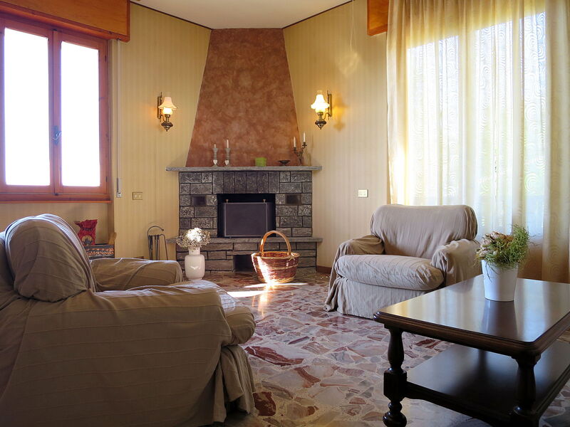 Accommodation:&nbsp;Casa Glory (Cnr307) 625.3