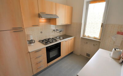 Villa Laura 613.3: Cabinetry, Countertop, Property, Window, Kitchen Appliance, Kitchen Stove, Kitchen, Gas Stove, Building, Home Appliance