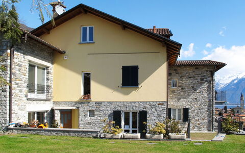 La Becca: House, Property, Home, Building, Real Estate, Cottage, Roof, Siding, Farmhouse, Facade