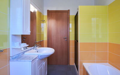 Accommodation:&nbsp;Aurora (Dma330) 645.1