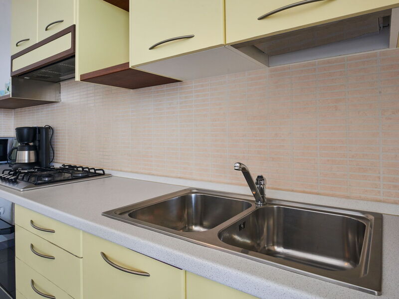 Accommodation:&nbsp;Aurora (Dma330) 645.1