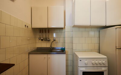 Accommodation:&nbsp;Marta 690.3