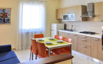 Accommodation:&nbsp;Argentina 712.1