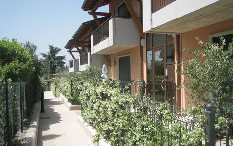 Lazise 717: Plant, Building, Property, House, Window, Residential Area, Sky, Cottage, Shade, Urban Design