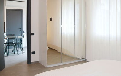 Accommodation:&nbsp;Sole del Garda 718.4