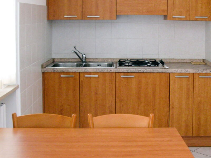 Accommodation:&nbsp;Lugana Marina (Sir451) 623.2