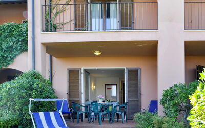 Accommodation:&nbsp;Garda Golf Green Residence (Man202) 645.3