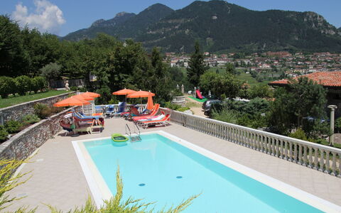 Tremosine 651: Swimming Pool, Property, Resort, Leisure, Vacation, Real Estate, Tourism, Resort Town, Hill Station, Building
