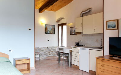 Accommodation:&nbsp;La Tartufaia 651.5