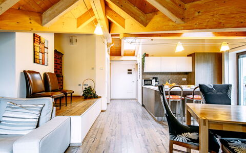 Accommodation:&nbsp;Deval 607.3