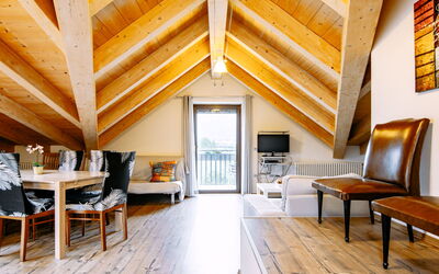 Accommodation:&nbsp;Deval 607.3