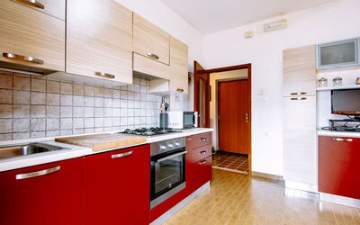 Accommodation:&nbsp;Deval 607.2