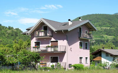 Lago di Caldonazzo 607: Property, House, Residential Area, Home, Rural Area, Real Estate, Building, Land Lot, Roof, Hill Station