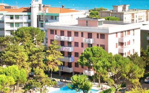 Bibione 633: Property, Residential Area, Building, Real Estate, Neighbourhood, Human Settlement, Town, Apartment, Condominium, Mixed-Use