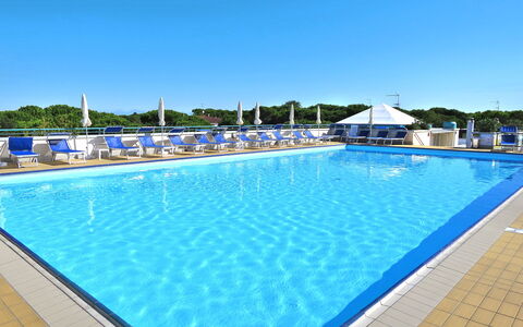 Residence Pinewood: Water, Sky, Swimming Pool, Plant, Rectangle, Outdoor Furniture, Shade, Composite Material, Building, Leisure