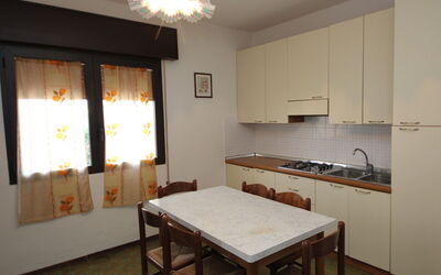 Accommodation:&nbsp;Casa Jolanda 649.8