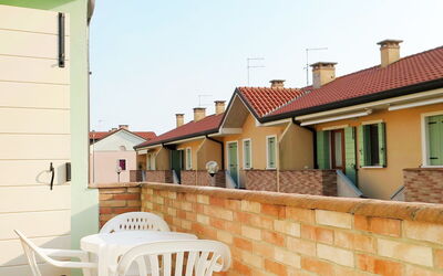 Accommodation:&nbsp;Solmare 651.11