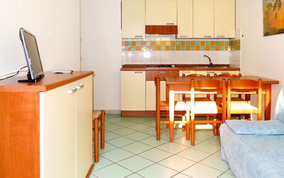 Accommodation:&nbsp;Solmare 651.11