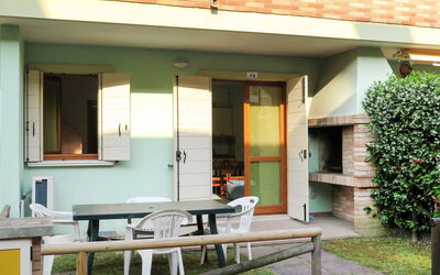 Accommodation:&nbsp;Solmare 651.11