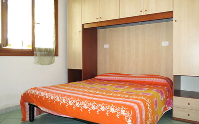 Accommodation:&nbsp;Solmare 651.11