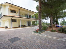 Accommodation:&nbsp;Michela 636.3