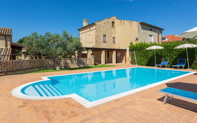 Ortona 606: Swimming Pool, Resort, Composite Material, Thermae, Outdoor Furniture, Hacienda, Eco Hotel, Villa, Estate, Courtyard