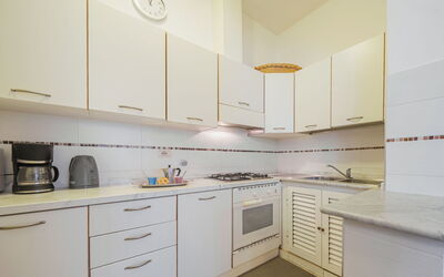 Accommodation:&nbsp;Ilaria 621.1