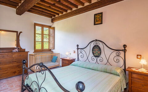 Camaiore 680: Bedroom, Property, Bed, Room, Furniture, Bed Frame, Building, Bed Sheet, House, Ceiling