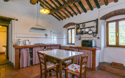 Accommodation:&nbsp;Podere Villa Apt. Mezzo 626.1