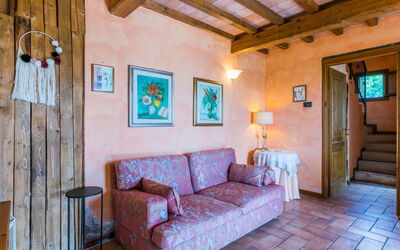La Cupola: Rosa 627.4: Property, Picture Frame, Furniture, Azure, Couch, Building, Wood, Interior Design, Lighting, Living Room